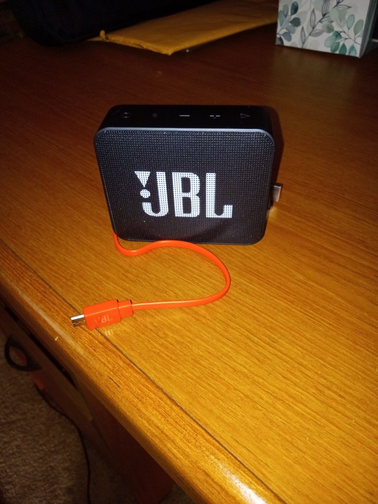 JBL GO 2 Bluetooth Speaker