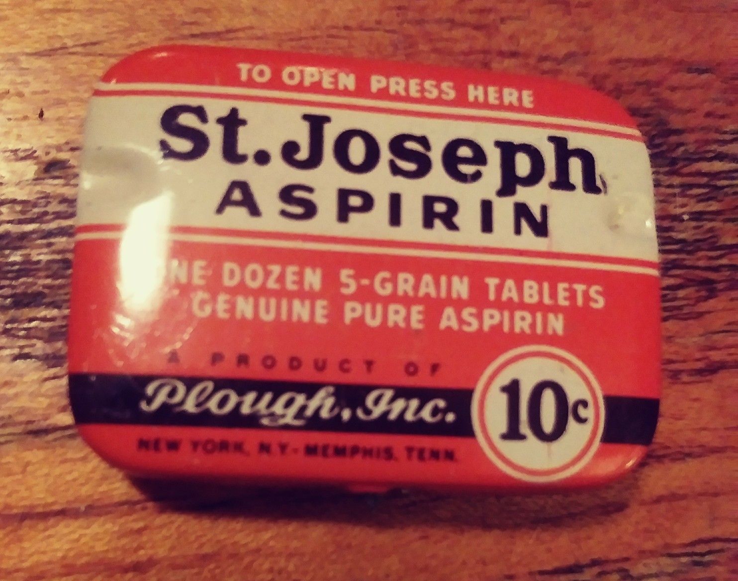 Vintage St Joseph Aspirin Tin