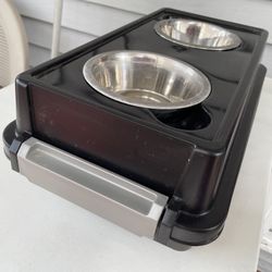 Small Dog Dry Food Feeder With Storage
