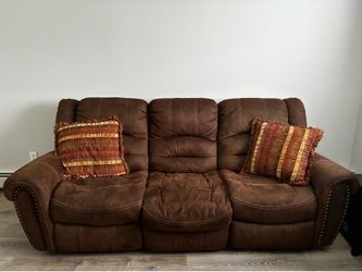 FREE Electric 3 seat recliner