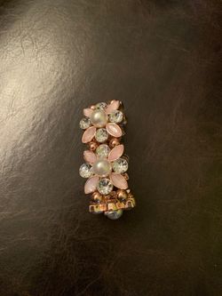 Floral diamond and pearl bracelet