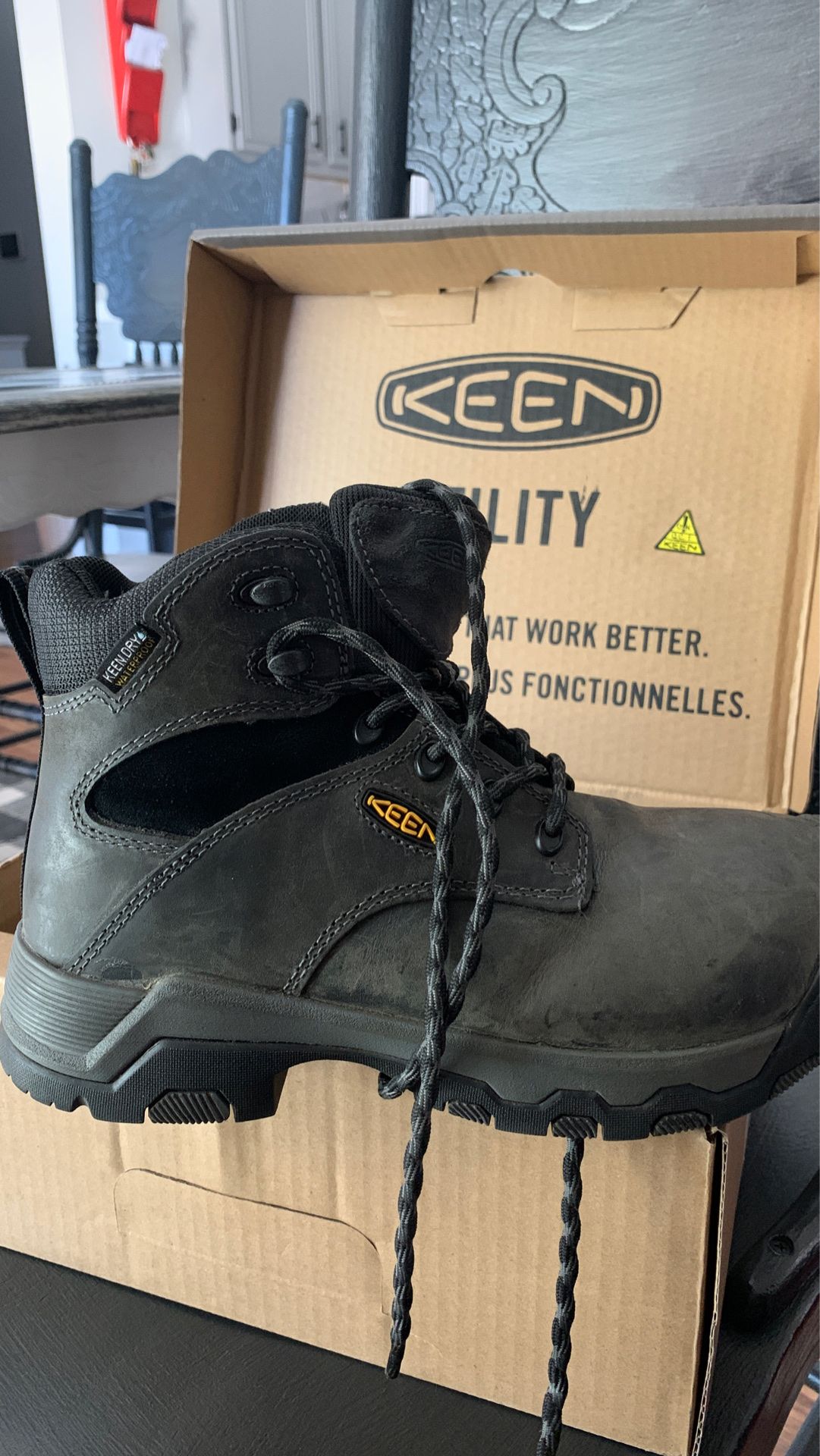 Keen utility work or snow boots