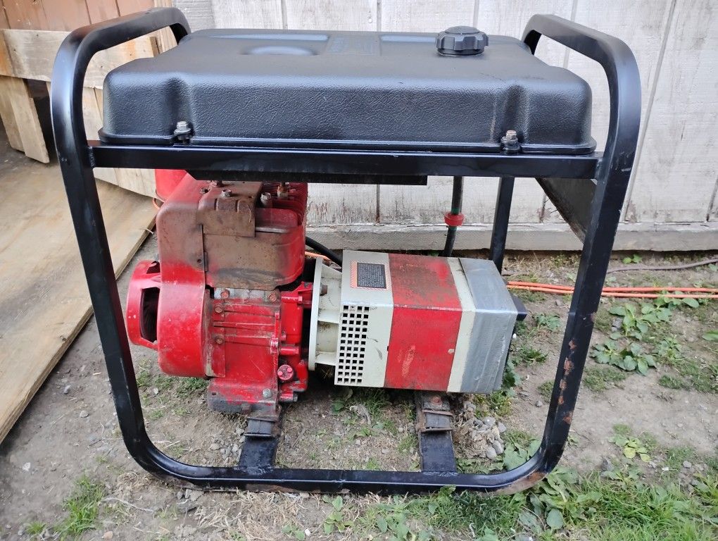 Coleman Powermate Maxa 5000 Extended Run Electric Generator