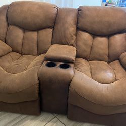 Brown 2 recliner Seat With Storage And Cup holders