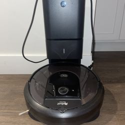 iRobot Roomba i7+ (7550) Wi-fi Connected Robot Vacuum With Automatic Dirt Disposal