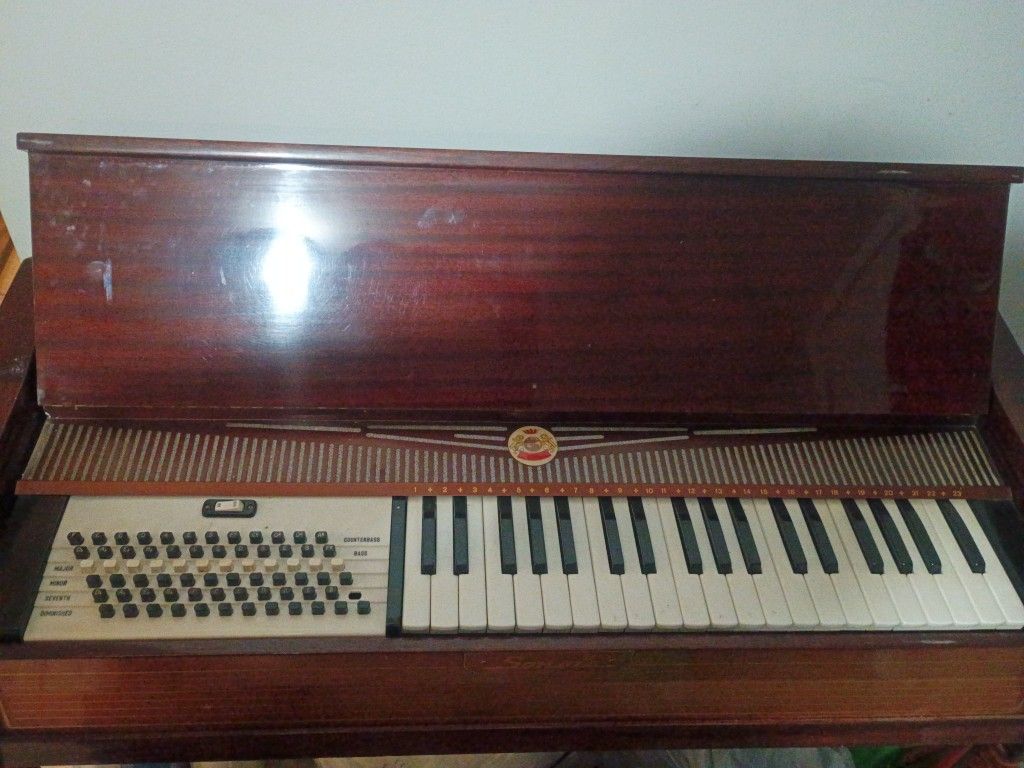 Vintage Sonola Italian Electric Chord Organ Piano