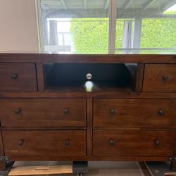 Wood Dresser 