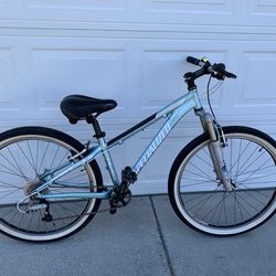 Specialized Stump Jumper MTB Women’s 13.5” 9-Speed  Fox Shock