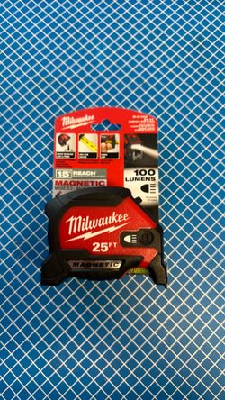 Milwaukee 25 FT Magnetic Tape Measure NEW