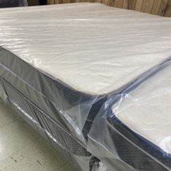 👑 NEW KING SIZE MATTRESS W.BOXSPRING INCLUDED 👑 