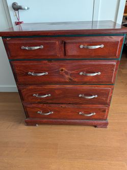 Chest of drawers