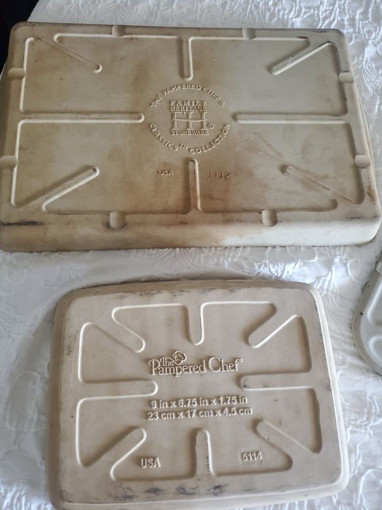 Pampered Chef stones Home & Garden