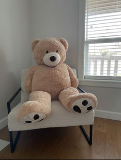 Giant Teddy Bear