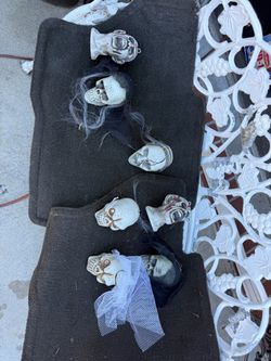 Severed Hanging Heads Halloween Decorations