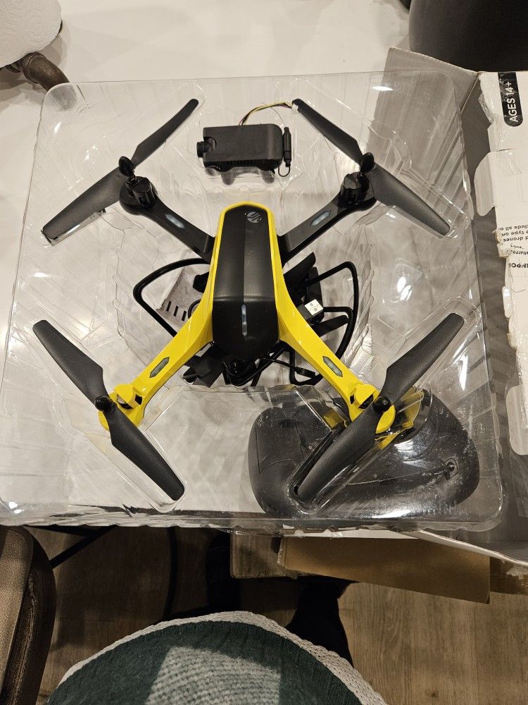 Vivitar Sky Tracker GPS Video Drone