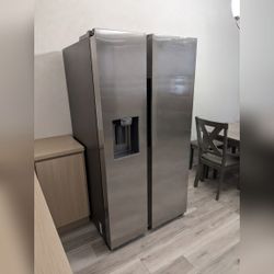 Signature Refrigerator, Stainless Steel - Like New - Santa Clara, CA