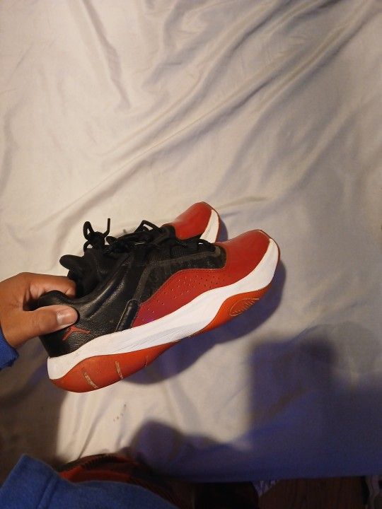 Selling Jordans