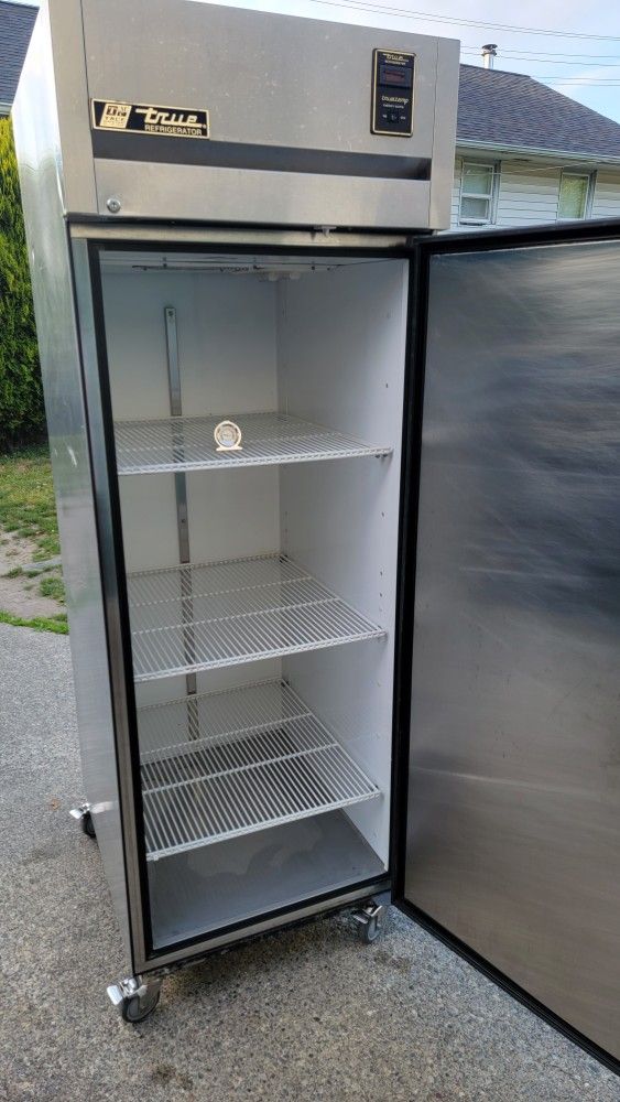 True Commercial Refrigerator for Sale in Seattle, WA OfferUp