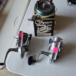  Vintage Cogrove Spinning Reel
