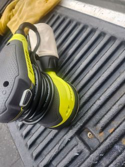 Ryobi sand