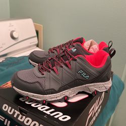 FILA Athletic Shoes Size 6.5 Brand New
