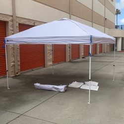 10x10 Pop up tent