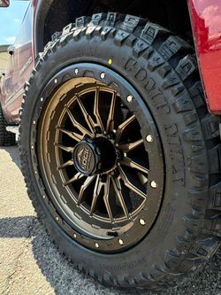 22x12 Rines Y Llantas 33/1250/20 MT