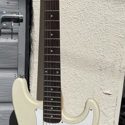 Fender Squire Bullet Stratocaster Electric Guitar White