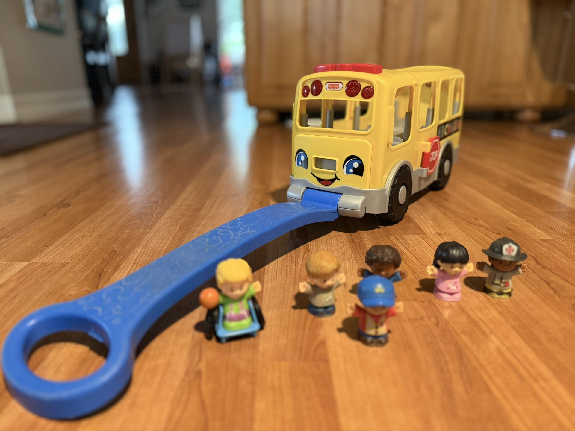 Fisher-Price Little People Big Yellow School Bus