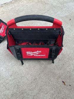 Milwaukee pack out tool bag