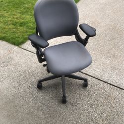 Free Office Chair