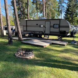 2020 Wildwood Forest River bunkhouse Camper 