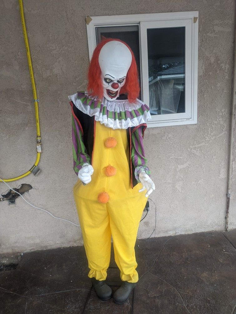 Penny Wise 6ft Holoween