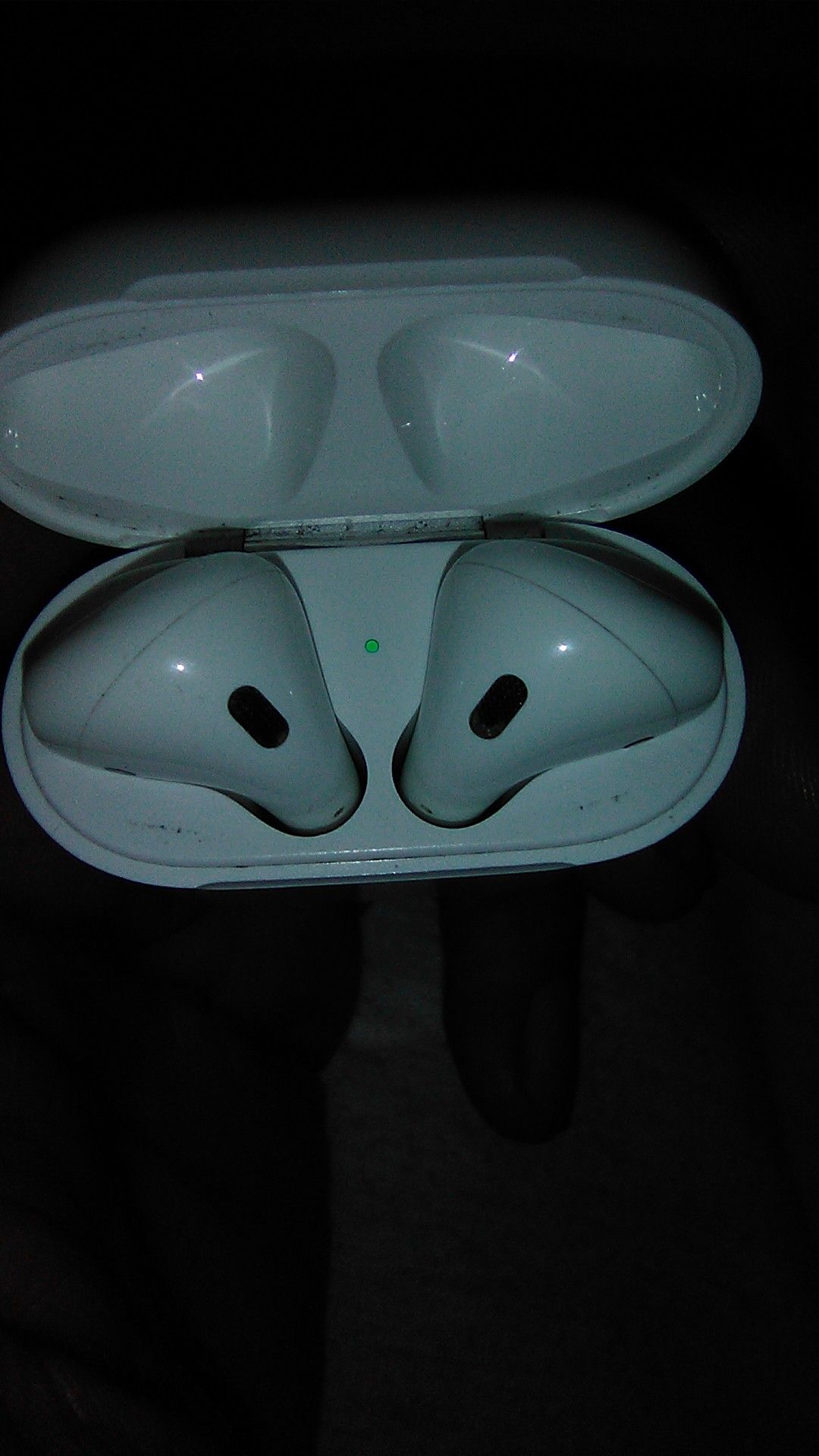 A1602 left airpod hot sale