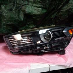 2022 Kis Forte Left Headlight 