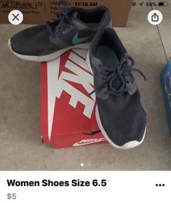 Women’s shoes size 6.5