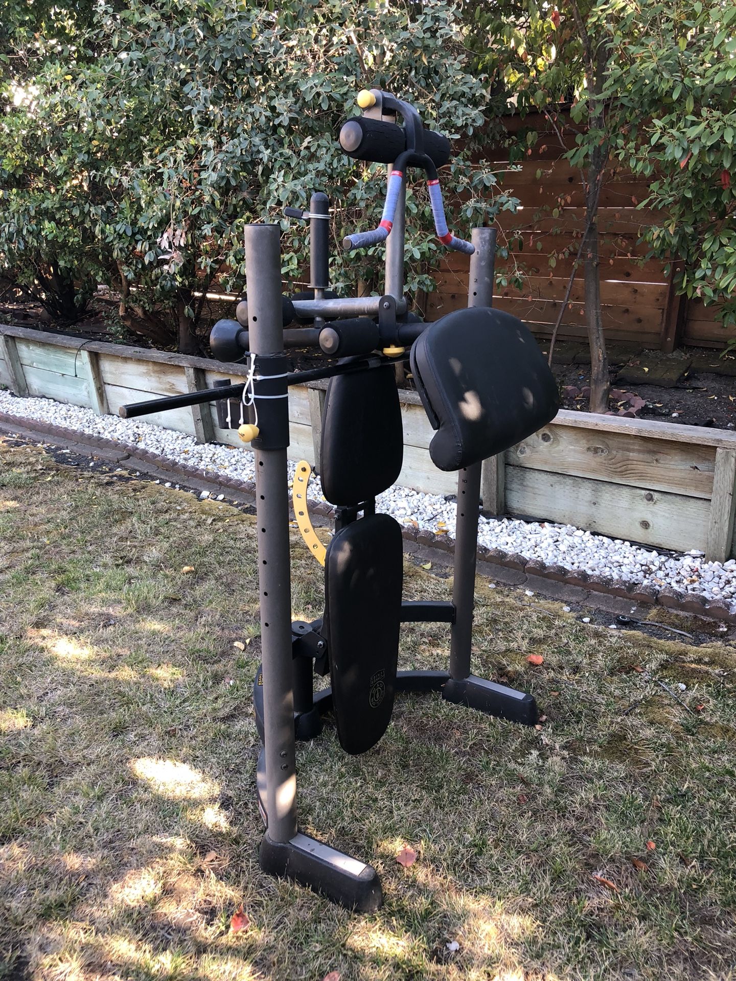 Gold's gym online space saver bench
