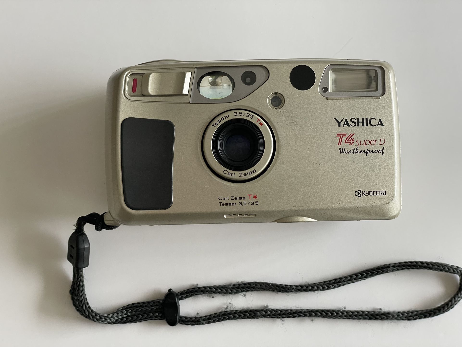 YASHICA ヤシカ T4 super D フィルムカメラ (T5) 【公式通販】