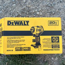 Dewalt 1/2 Compact  Impact Wrench Tool With Hog Ring