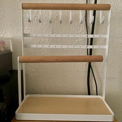 Jewelry Stand 
