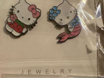 Hello Kitty Enamel Pin Set & Butterfly 🦋