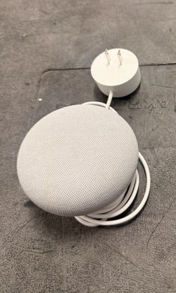 Google Nest Mini 2nd Generation Smart Speaker with Google Assistant