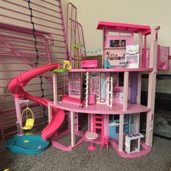 Barbie Dream House