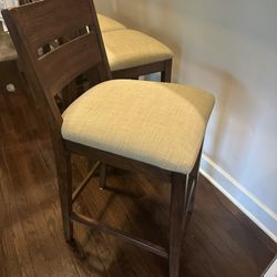 Set Of 3 Bar Height Chairs 