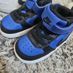 Toddler Nike 5c