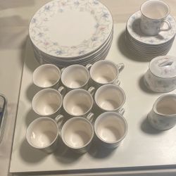 Vintage China Dinning Set