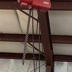 Dayton Electric Hoist