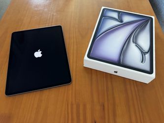 Apple iPad Air 13” M3 128GB Wi-Fi – Like New