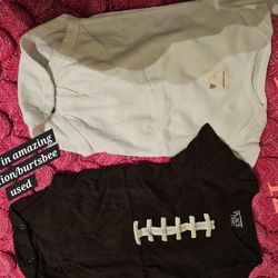 Onesies Bodysuits

Football & Burts Bee 
