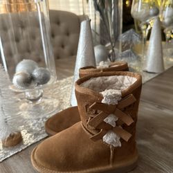 UGG Boots For Toddler Size  9